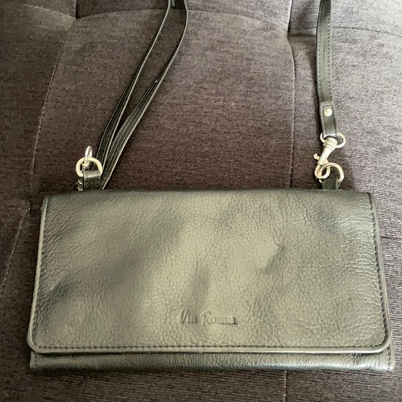 Black Via Roma genuine leather cross body bag, silver hardware - Picture 1 of 3